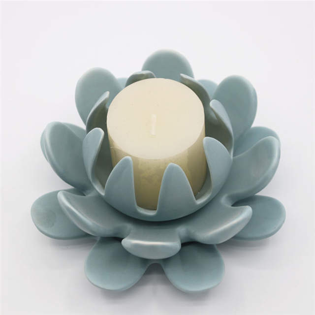 Light Green Ceramic Lotus Candle Stand - Buy Ceramic Flower Candle ...