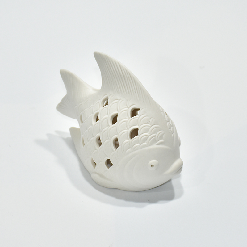 Desktop Light Hollow Out Ceramic Fish Design LED Lantern