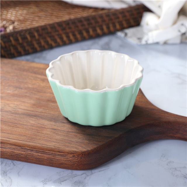 Petal stripe Design Ceramic Ice Cream Cup 