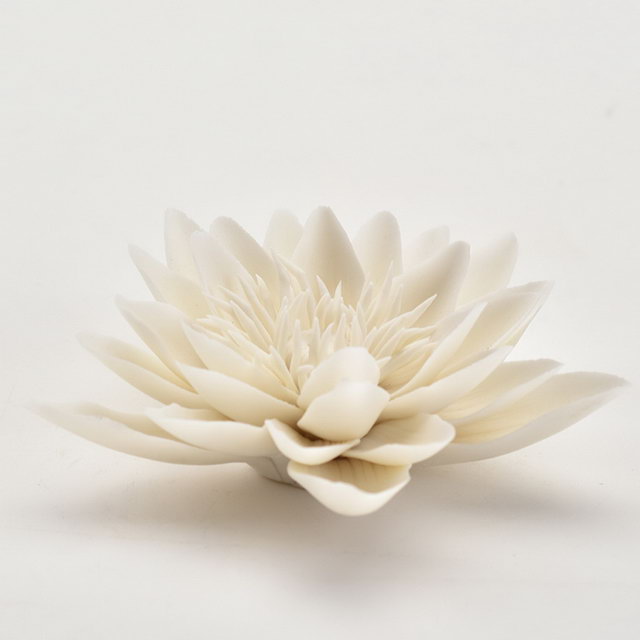 White Color Home Decor Custom Flower Design Incense Holder Ceramic Incense Stick Holder