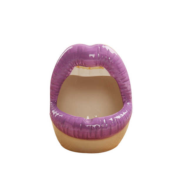 Favorite Open Mouth Sexy Big Mouth Ceramic Ashtray